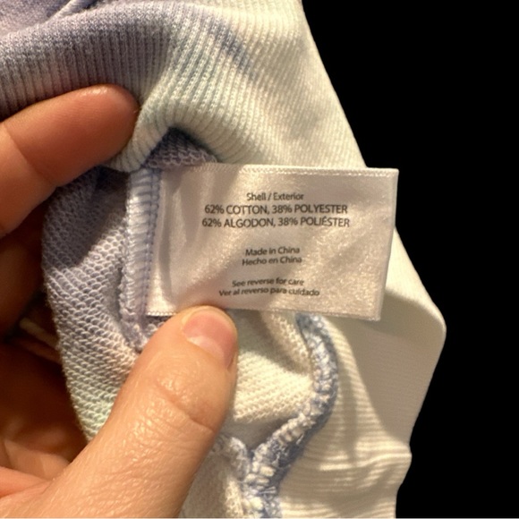 NWT WildFox Tie-dye Hoodies Size Medium - Picture 4 of 5